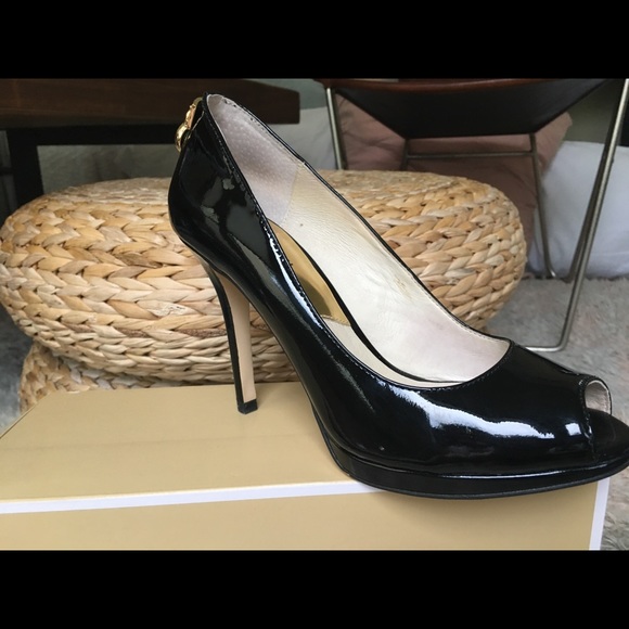 Michael Kors > Hamilton Peep Toe Pump US Size 7.5 - Picture 3 of 6